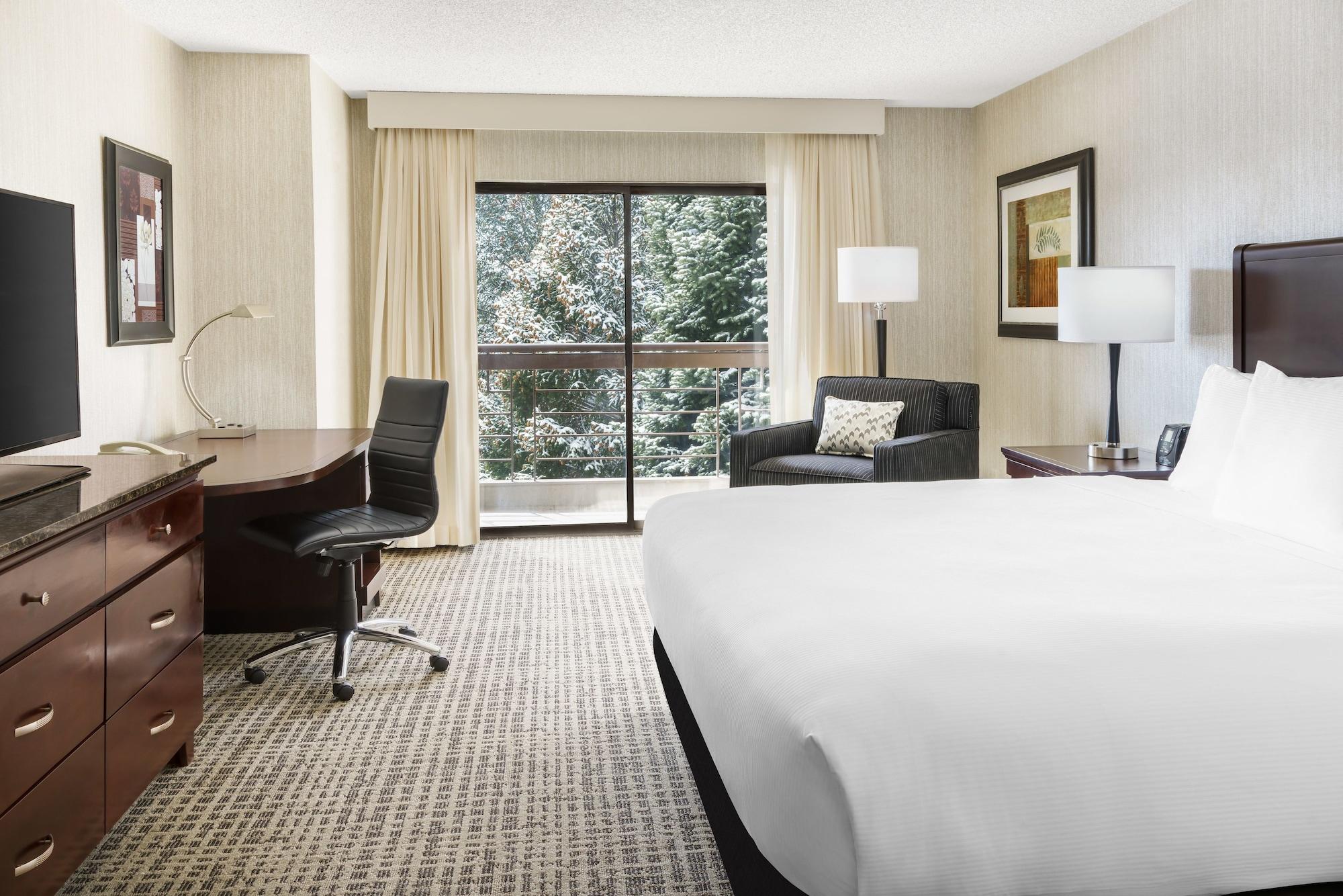 Doubletree By Hilton Colorado Springs Otel Dış mekan fotoğraf