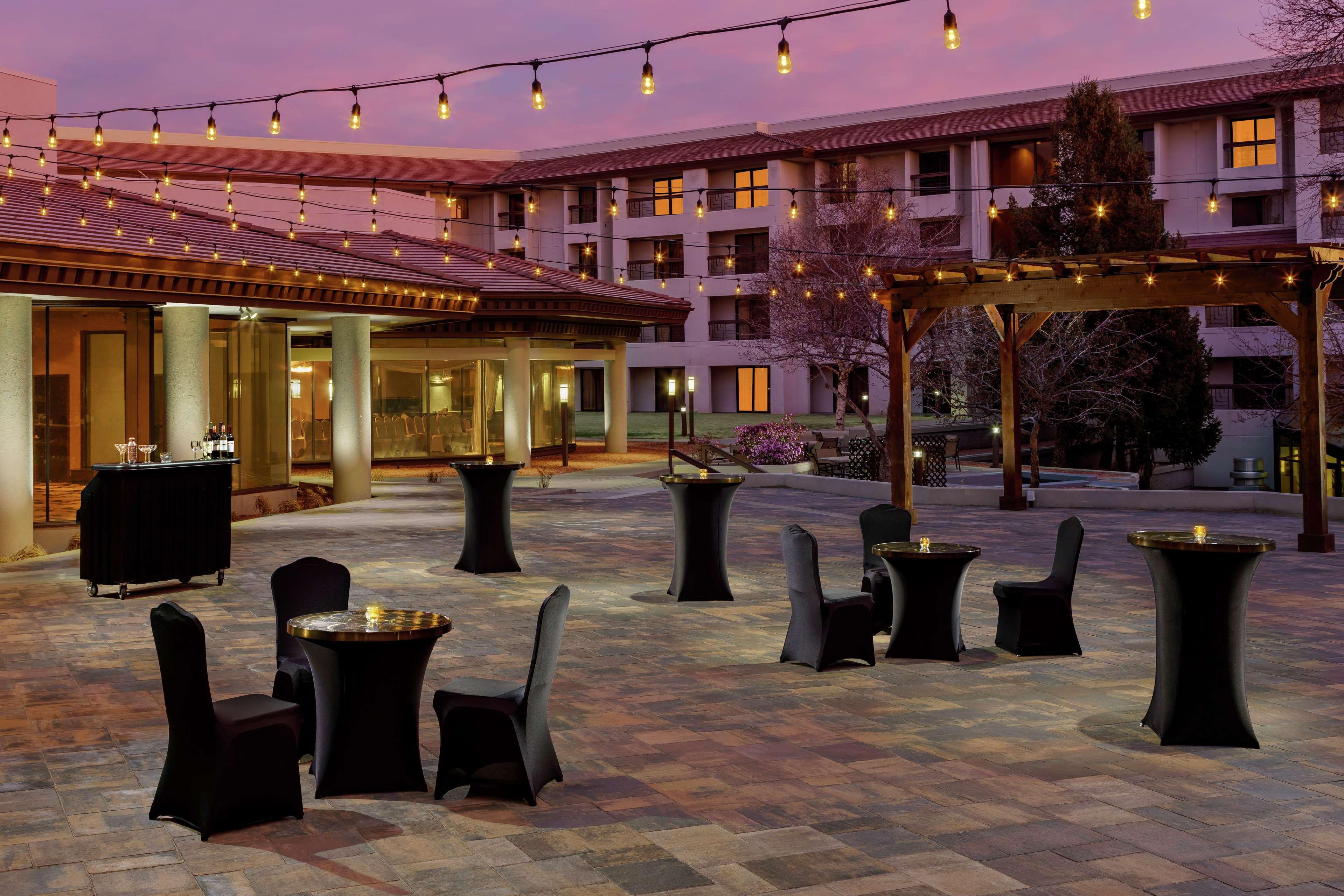 Doubletree By Hilton Colorado Springs Otel Dış mekan fotoğraf